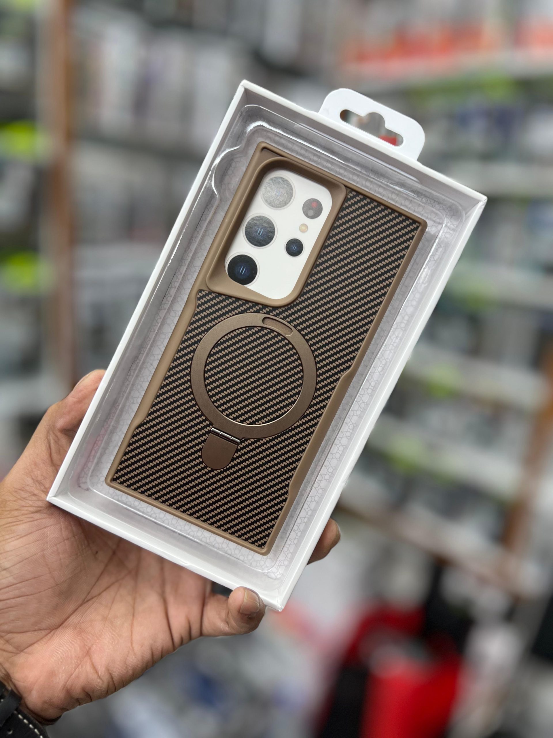 WhatsApp Image 2024-11-06 at 16.31.27_e7f0c6c6 Carbon Stand metal Magsafe Case for Samsung - Image 1